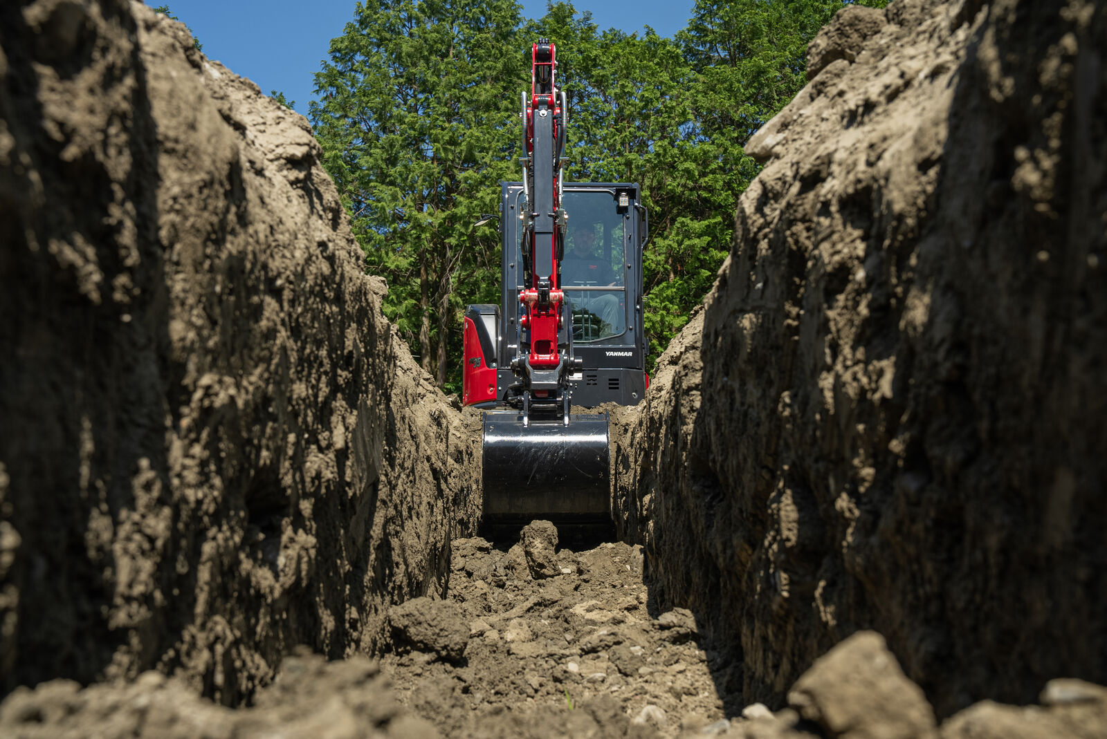 yanmar-vio35-7-action-cab-12-medium
